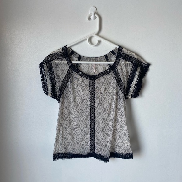 Free people White and black lace trim top - Picture 3 of 9